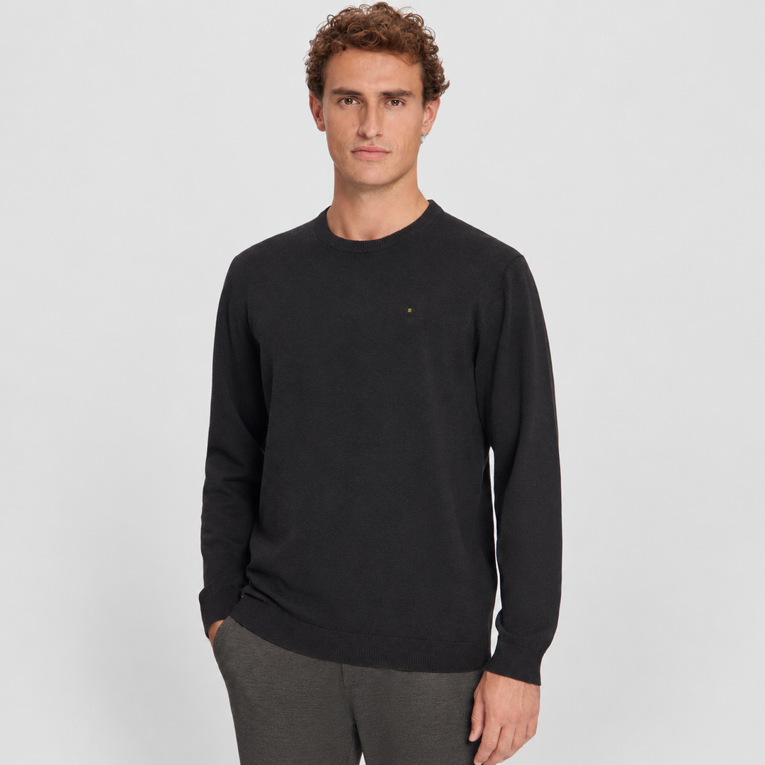 No Excess Melange Jumper trui in Dark Brown / Donkerbruin, modelfoto schuin aanzicht, afbeelding 4