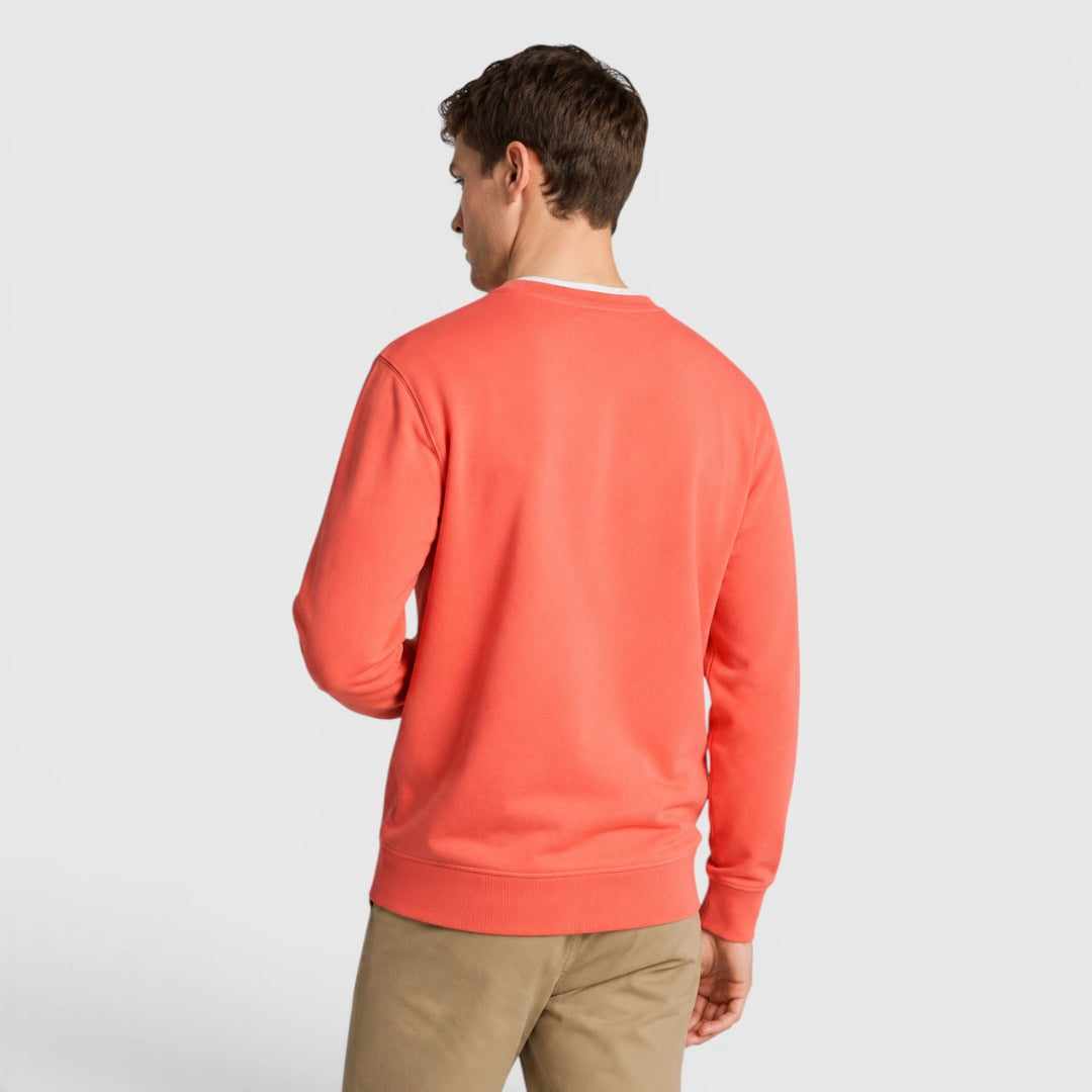 ML424VOG-X586 Lyle & Scott Crew Neck Sweatshirt Coral Stand